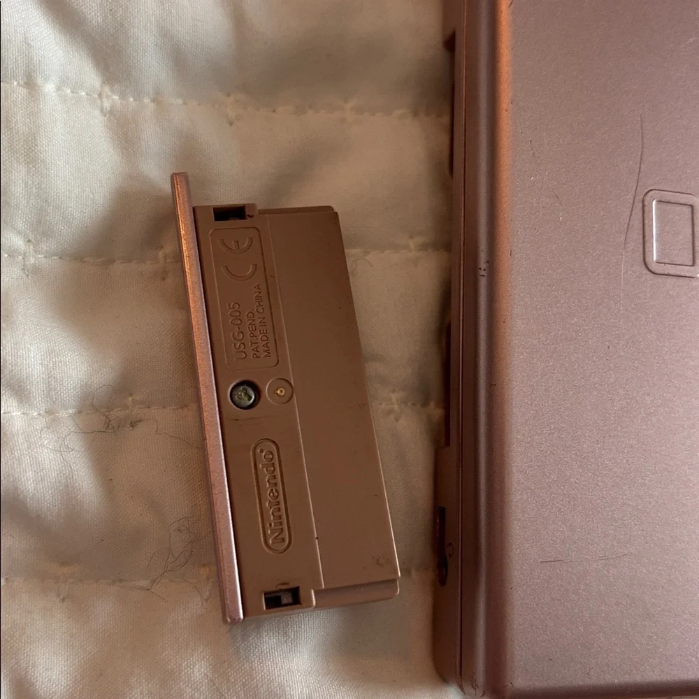 Nintendo DS Lite - Rose Gold RSA Secured game player and charger